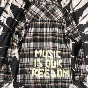 🎄SALE! Tribe Kelley Flannel